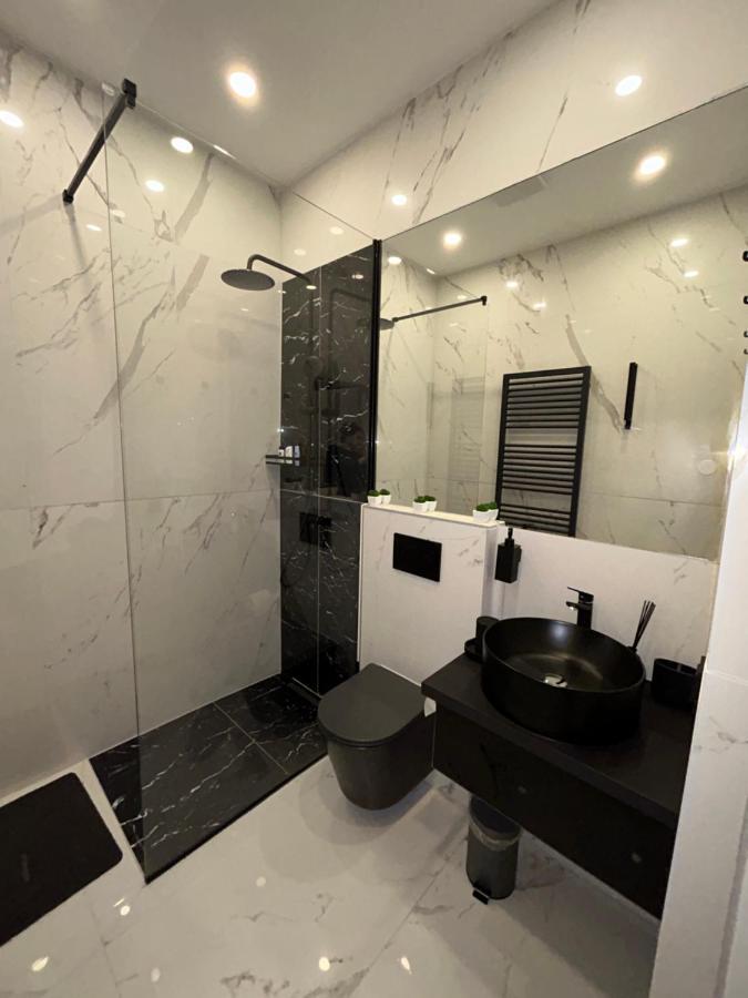 Deluxe Apartment Favoriten Wenen Buitenkant foto